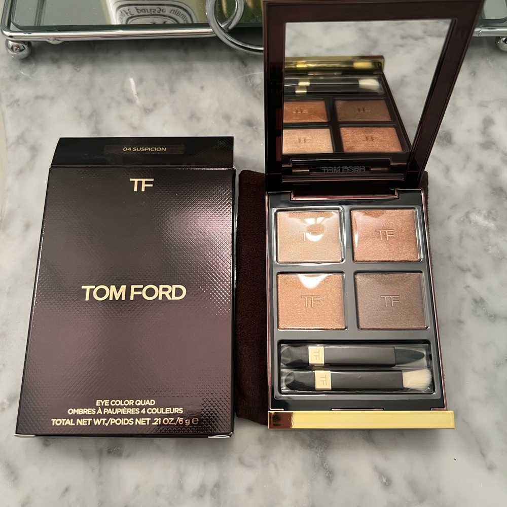 NIB- Tom Ford Eye Color Quad - shade 04 Suspicion